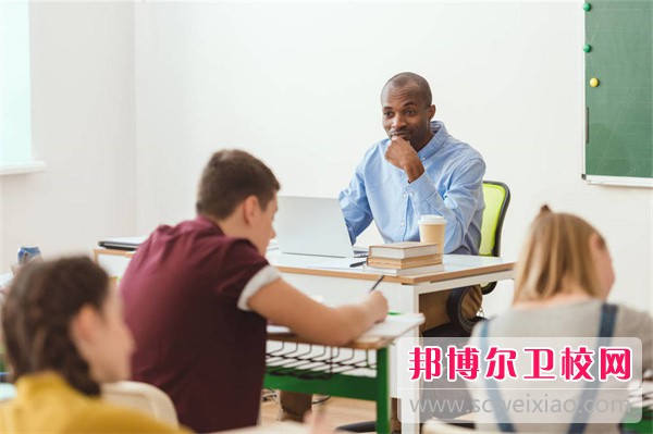 武汉市卫生学校护理专业介绍